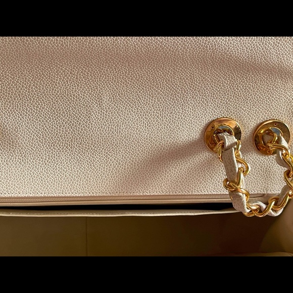 CHANEL JUMBO XL CLASSIC FLAP CAVIAR24k GHW - Picture 10 of 17